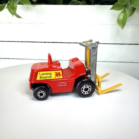 Vintage Matchbox Vehicle Construction Lot - Cement Mixer, Bulldozer, Dump Trucks - Picture 2 of 10